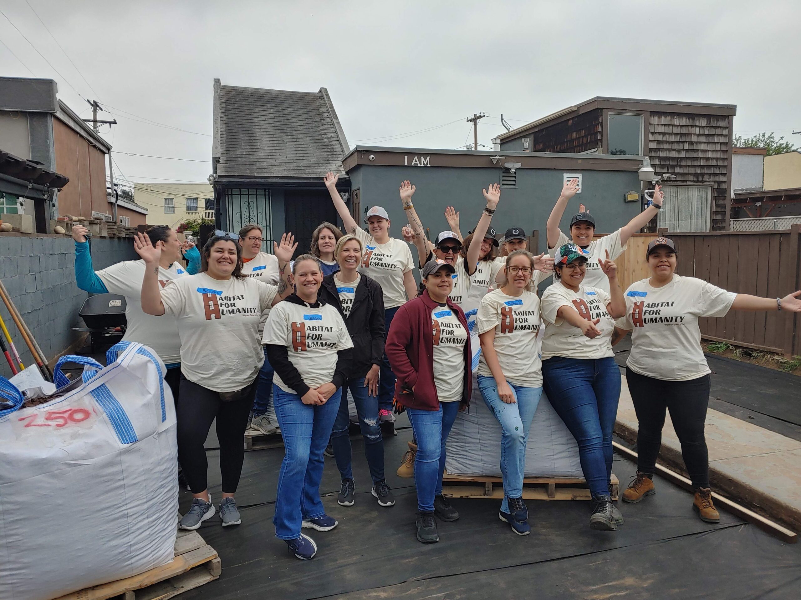 Solution Info HDR : EV(0,5,-3), FC : (0), FC : (0,5,-3)